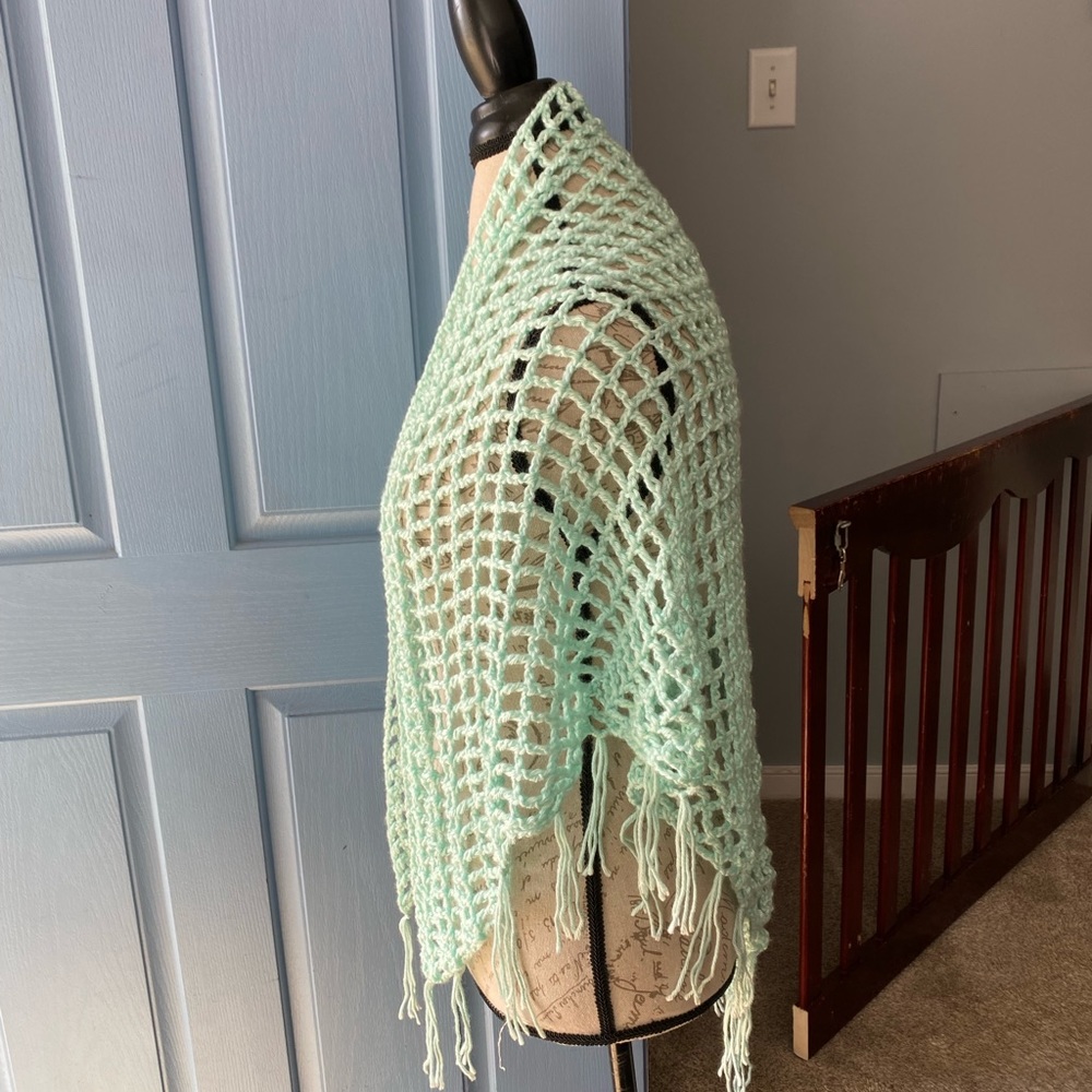 Handmade crochet mint green wrap shawl - Picture 5 of 6